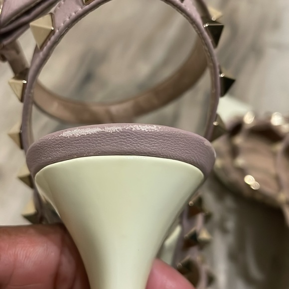 NWT VALENTINO GARAVANI PATENT ROCKSTUD CAGED PUMP 100MM - Picture 8 of 10